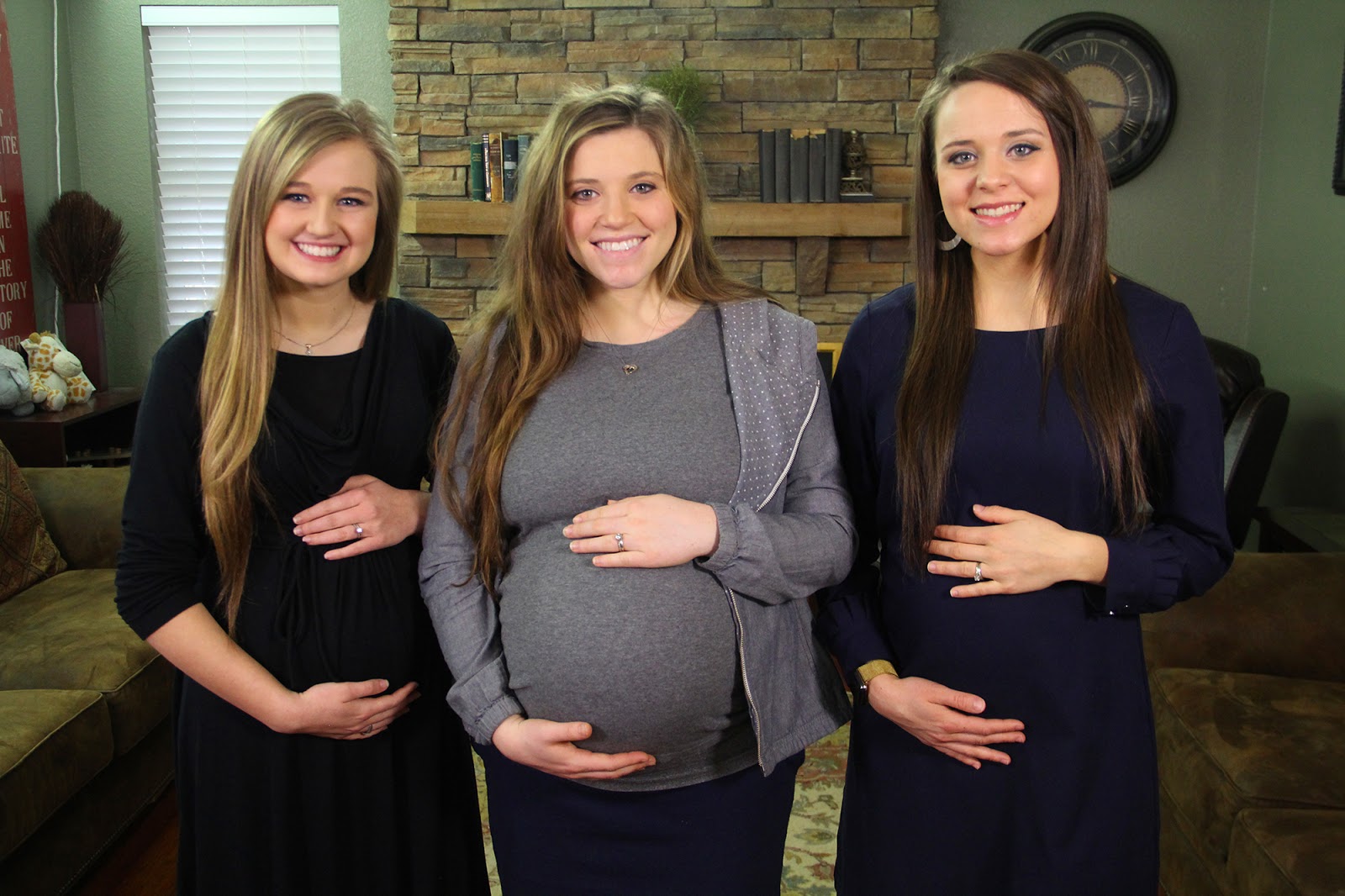 The Duggar family Blog: Pregnant Girls