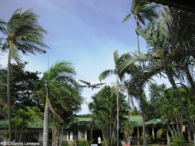 Airplane landing on Koh Samui