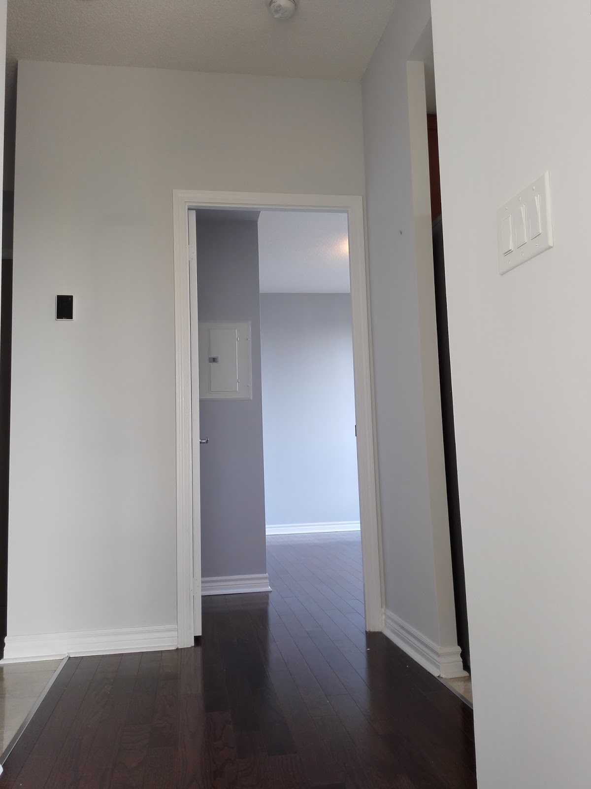 Mi Painting and Wallpaper 416 807 0048 Benjamin Moore Gray Painted