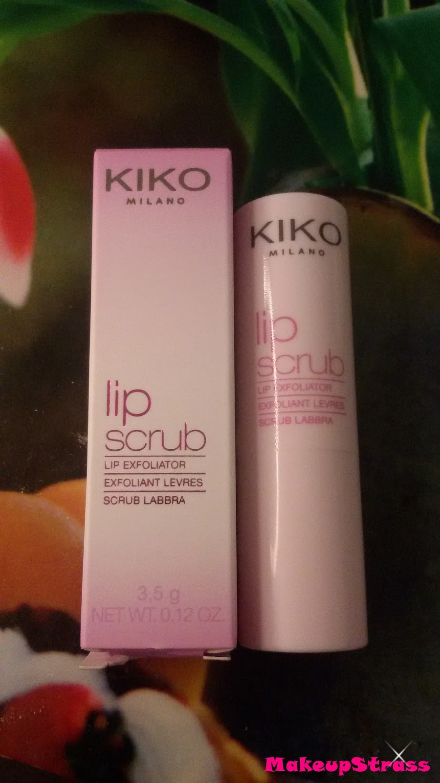 MAKEUPSTRASS Review Lip Scrub di Kiko