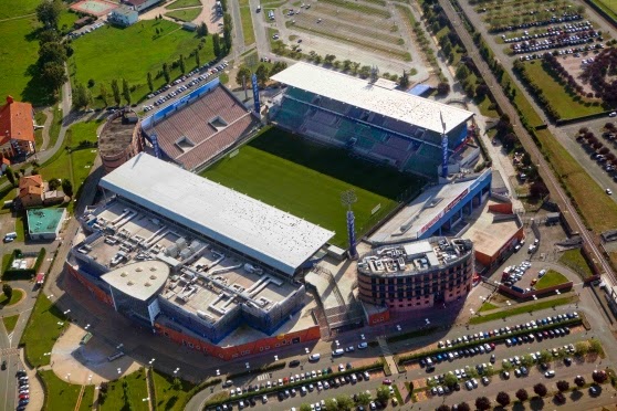 Lo Stadio Città del Tricolore di Reggio Emilia ospiterà la Finale della  UEFA Women's Champions League 2015/16 - Sport Business Management