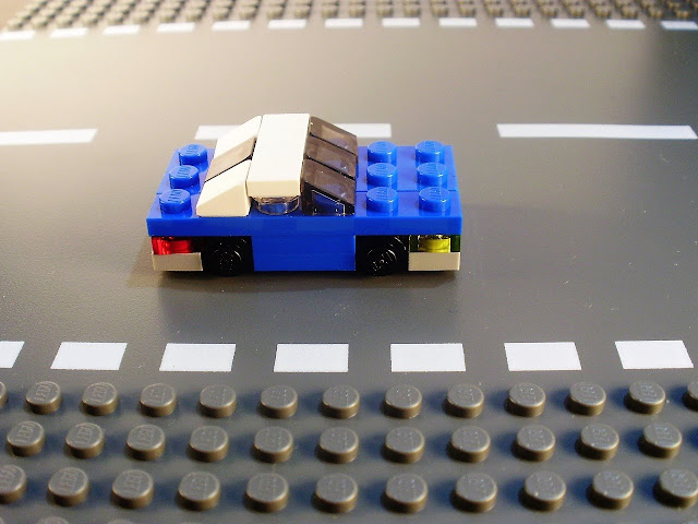 MOC LEGO Micro Carro Azul