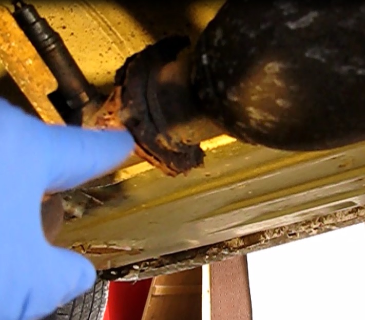 The Original Mechanic How to repair a leaky exhaust pipe with a butt