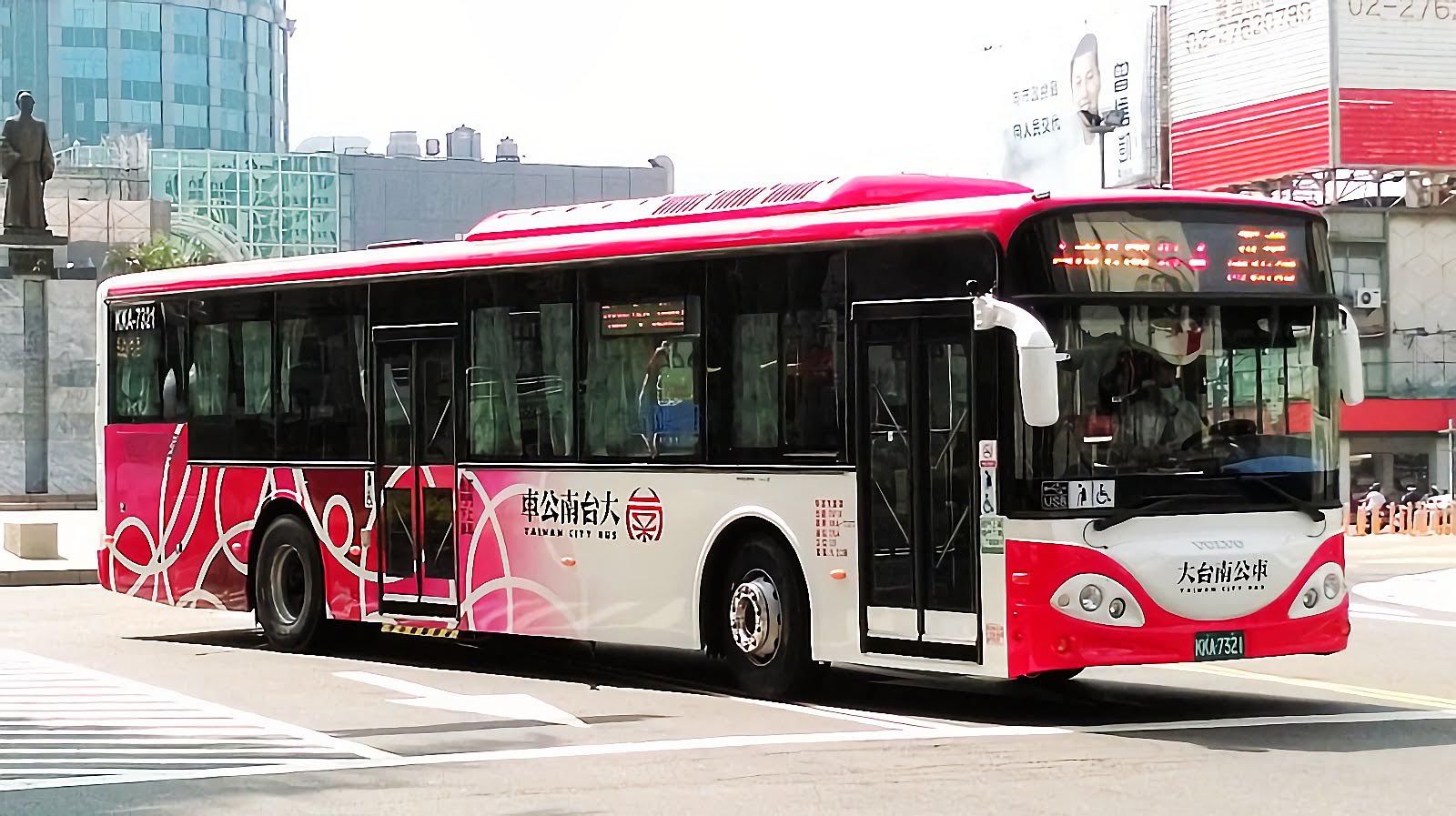 台南人限定！2020大台南公車「平日半價」、「假日免費！？」