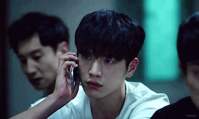 [상플] 결혼식 지겨워 죽겠는데 웬 여자가 부케를 받고 있음.gif | 인스티즈