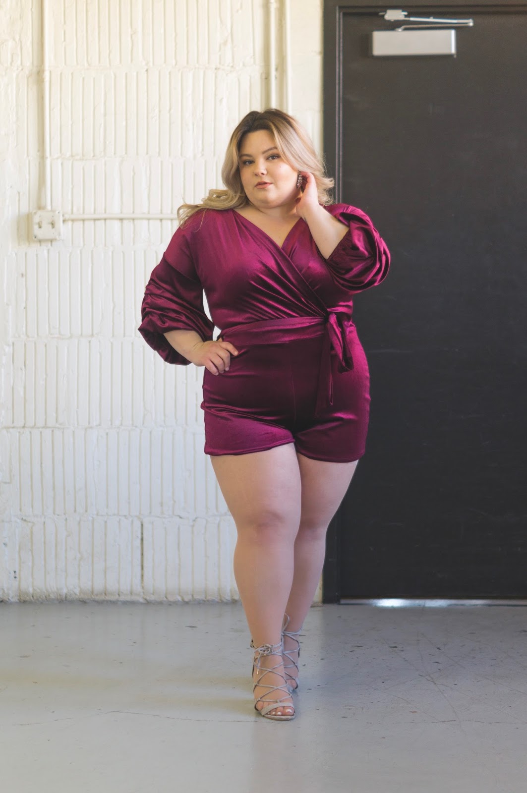 natalie in the city, natalie craig, plus size fashion blogger, Chicago fashion blogger, plus size fashion, affordable plus size clothing, embrace your curves, off your beauty standards. body positive, curves and confidence, fashion nova, fashion nova curve, velvet romper