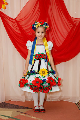 Ева Буряк, 6 лет
