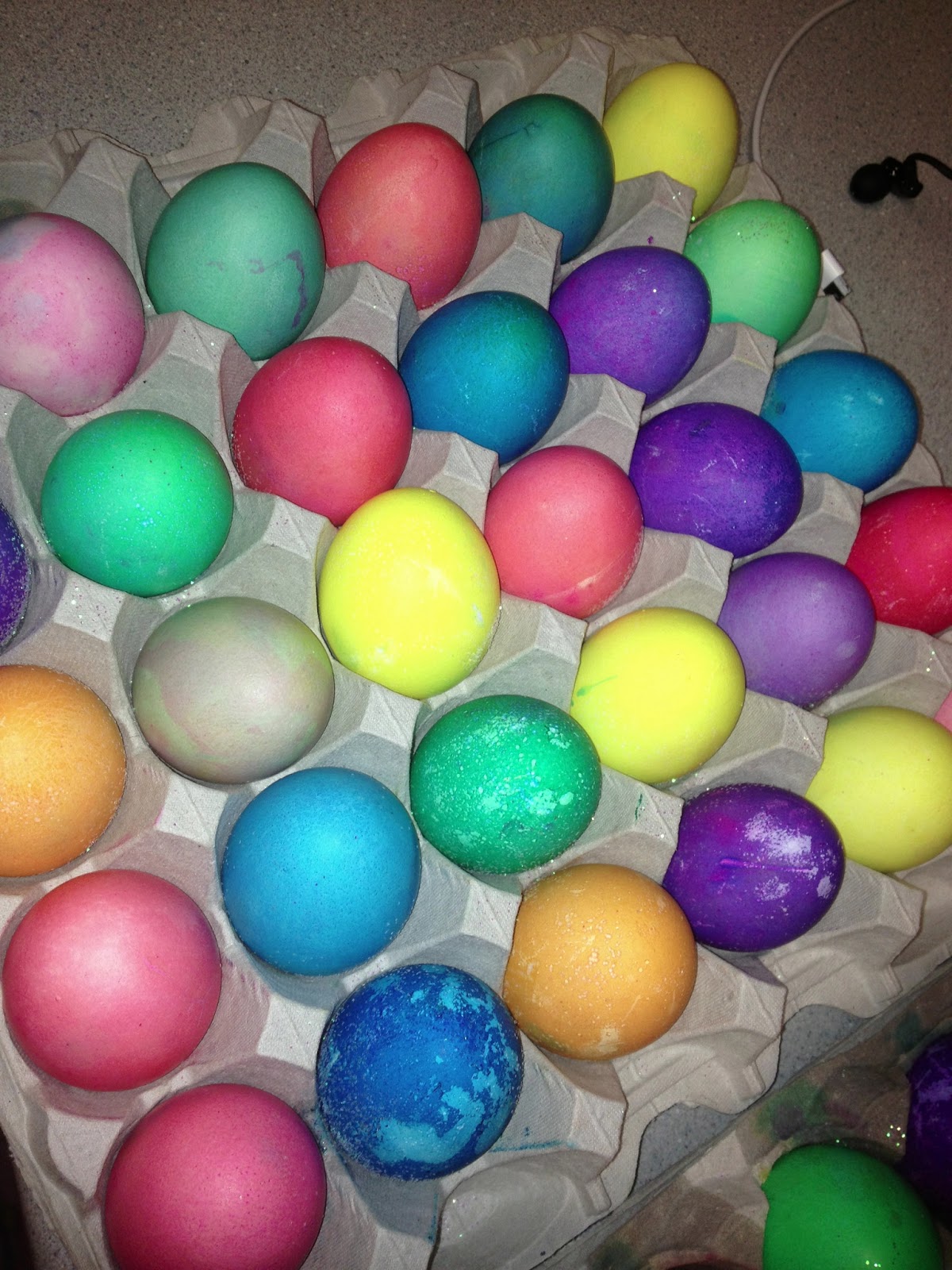 The Adventures of Sugarmommy and The Little Beauties: Rainbow Eggs
