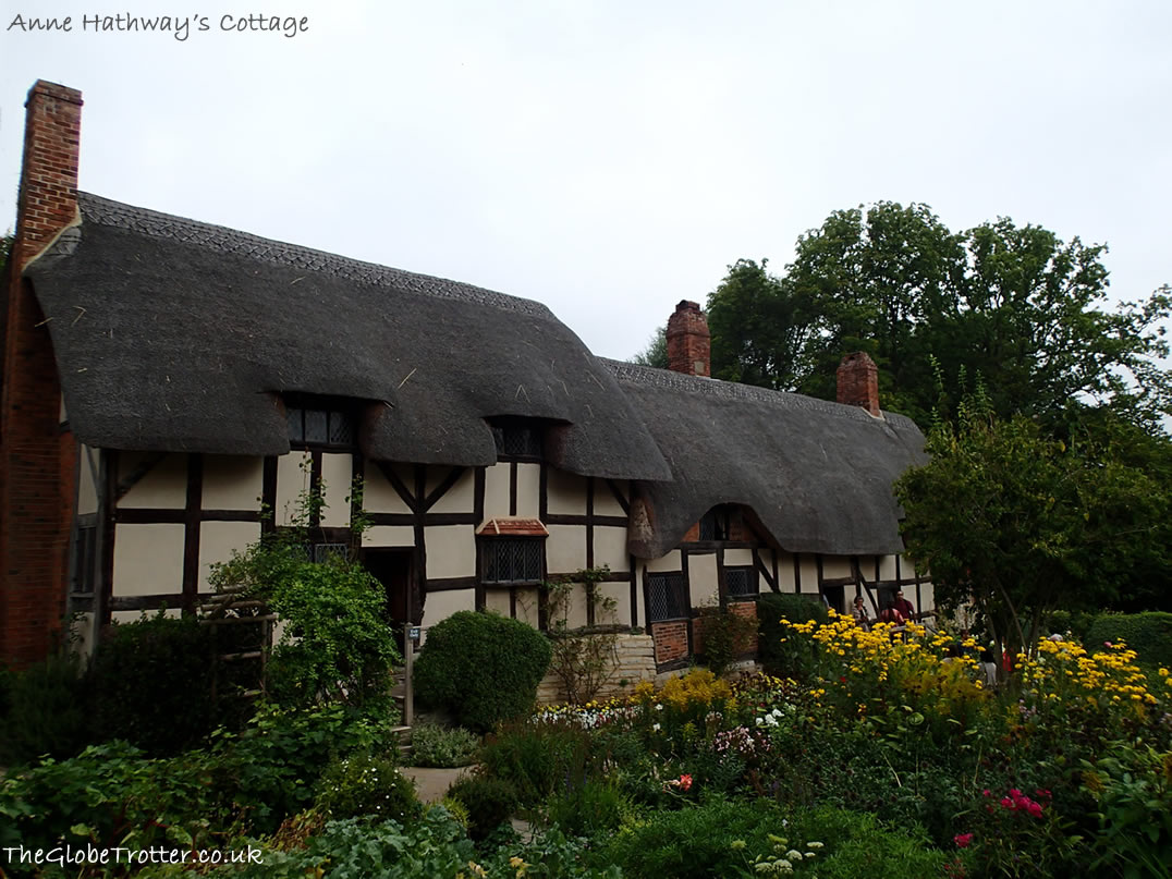 Anne Hathaway's Cottage in Shottery, StratforduponAvon The Globe