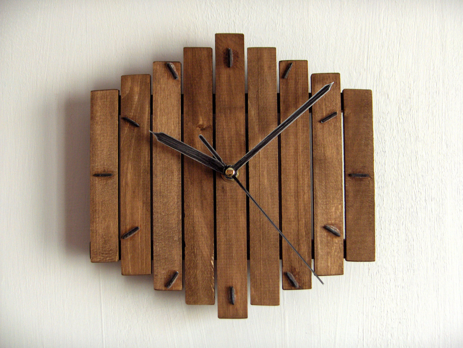 beautiful wall clocks for living room
