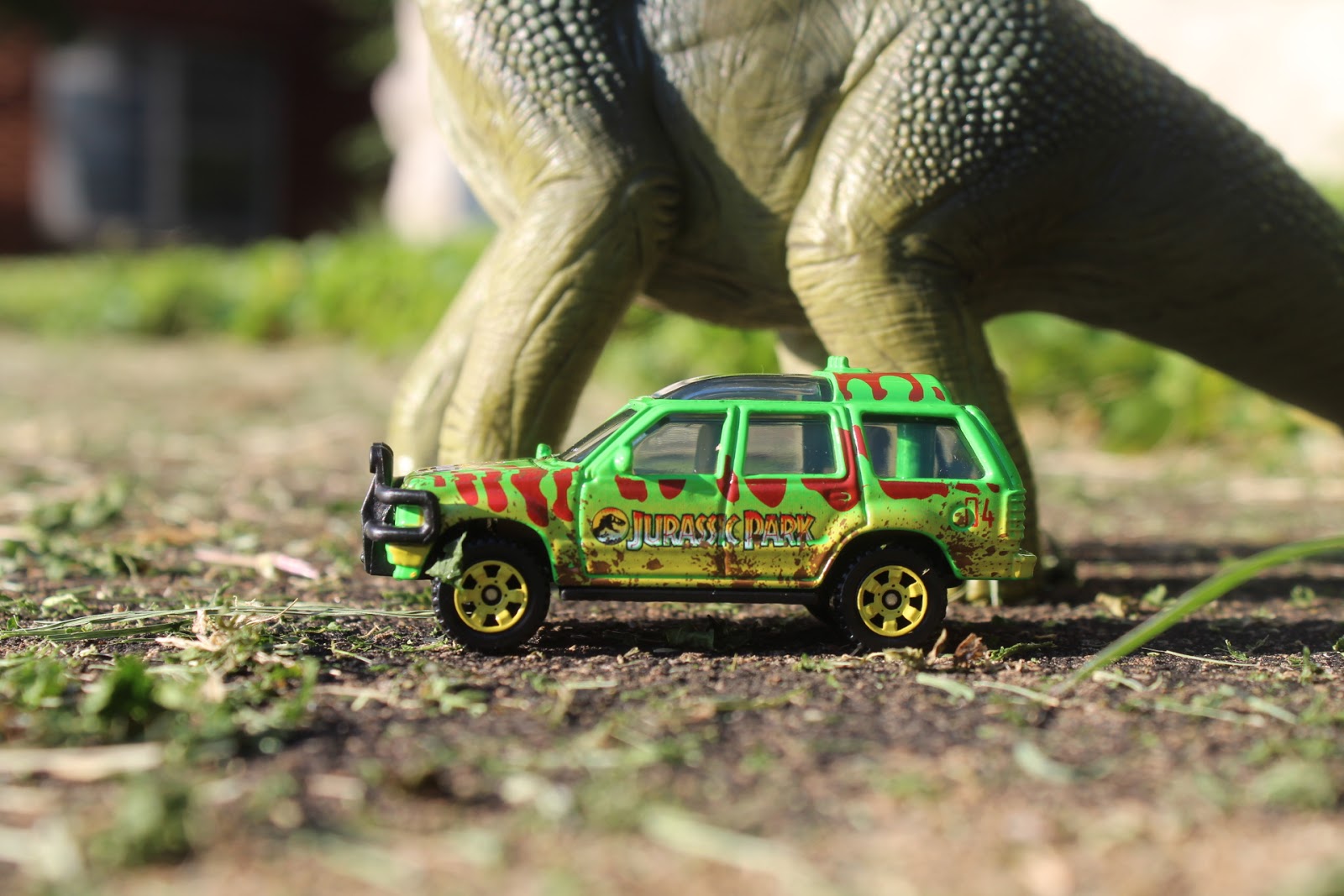 Nothing If Not Random Matchbox Jurassic Park '93 Jeep Wrangler and '93