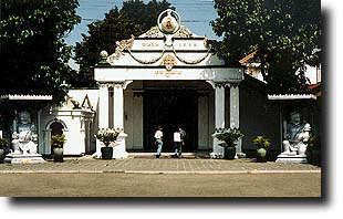 http://4.bp.blogspot.com/-_I3pDWJ5u28/UuFVbEBE8YI/AAAAAAAAFHM/EbRofGJgLWI/s1600/jogja9.gif