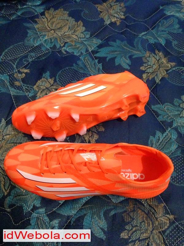 Sepatu Bola Adidas Adizero Crazy Light Orange Sepatu Bola Adidas Adizero Crazy Light Orange