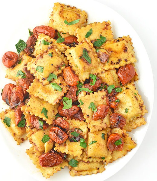 Easy Recipe Garlick & Tomato Ravioli Easy Recipe Garlick & Tomato Ravioli