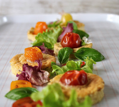 Clafoutis aux tomates Clafoutis mit Tomaten
