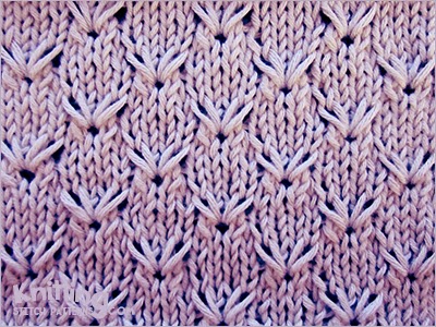 The pattern repeat is only 8 rows, and is super easy to memorize. You can make it bigger (or smaller) by adding stitches in any multiple of 8.