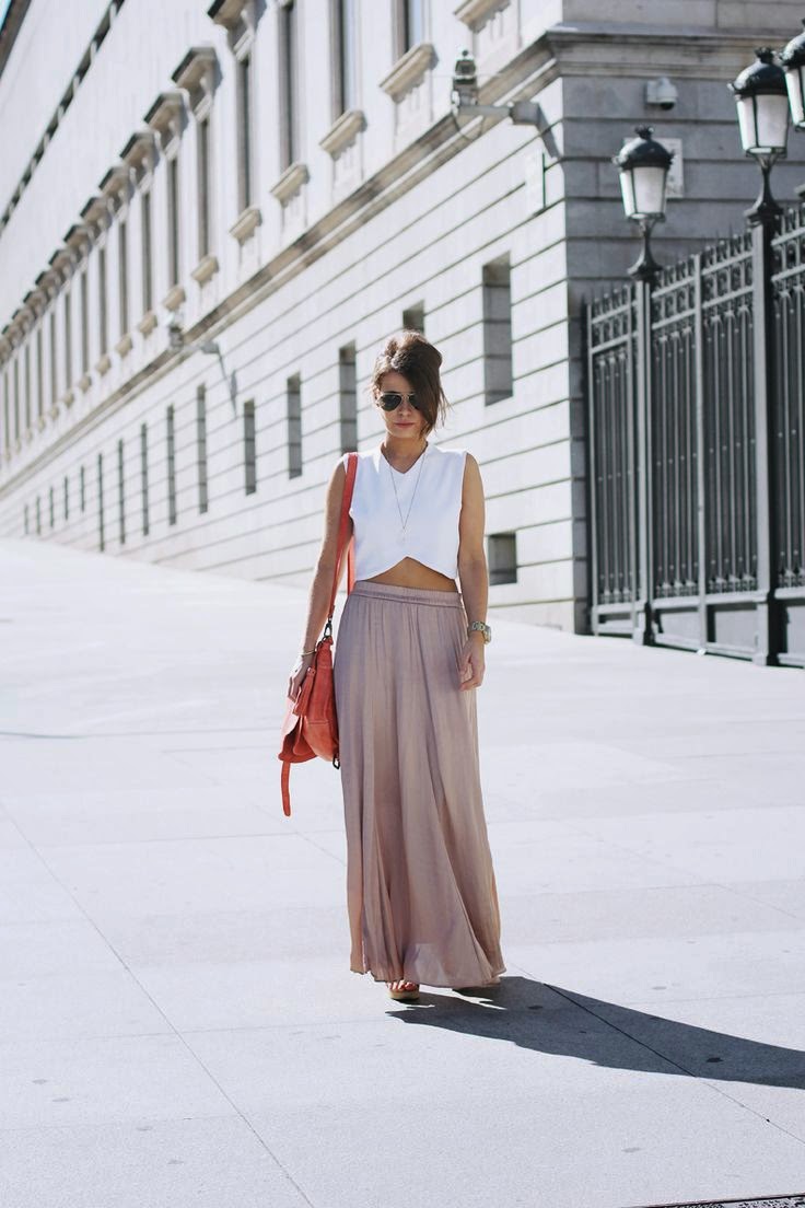 Start Close In Styling Two Rules for Wearing a Crop Top After 30 or