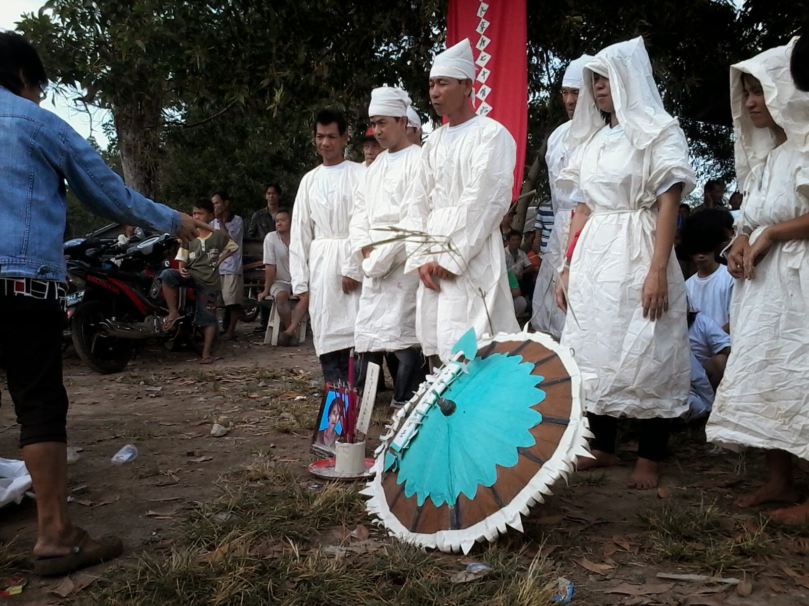 Adat Resam Kematian Kaum Cina : Kompleksnya Upacara Pemakaman Tionghoa