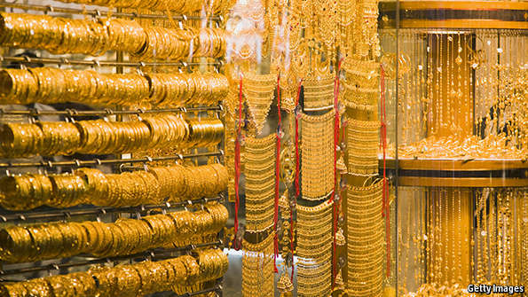 الان.. سعر الذهب اليوم الاحد 14/8/2016 فى الصاغات بالمصنعية .. تعرف على اسعار جرام الذهب فى مصر اليوم جميع الاعيرة