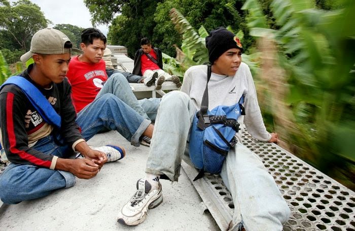 Perjalanan Berbahaya Imigran Gelap img