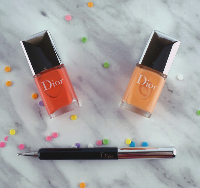 Dior Polka Dots Colour & Dots Manicure Kit Confettis nail art review swatches Dior Polka Dots Colour & Dots Manicure Kit Confettis nail art review swatches