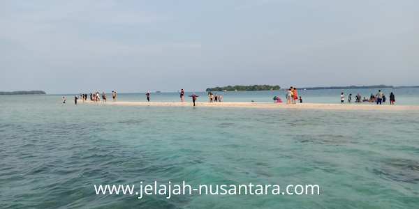 Jelajah Pulau Gosong di Open Trip Pulau Harapan 2H1M open trip pulau harapan murah 2 hari 1 malam