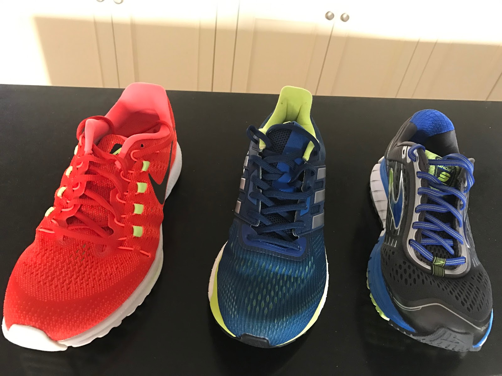 Vuelo Melodioso resbalón Road Trail Run: Reviews and Comparisons: Nike Zoom Vomero 12, Brooks Ghost  9, and adidas Supernova Glide 9