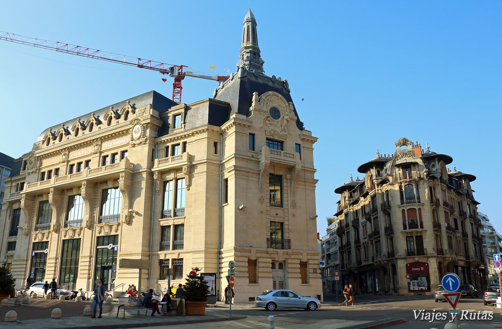 Place Grangier, edificios de Louis Perreau en Dijon