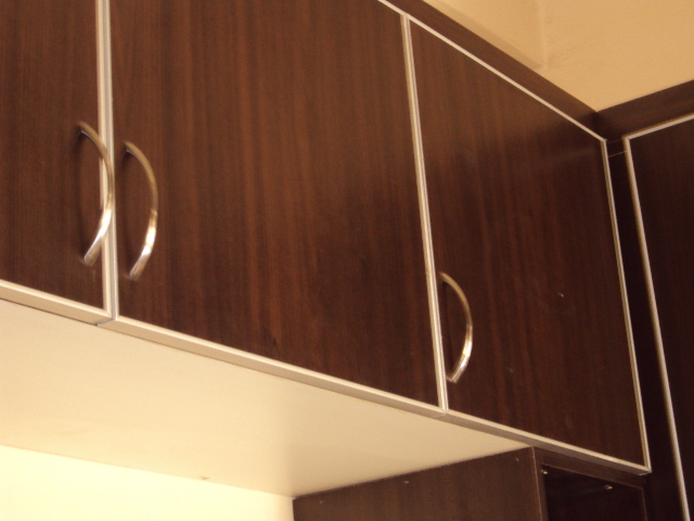 IQUEST DESIGNS: Kitchen Cabinet Malaysia