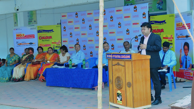 Camlin gets kids to pledge sapling to Teachers on National Teachers’ Day Camlin gets kids to pledge sapling to Teachers on National Teachers’ Day