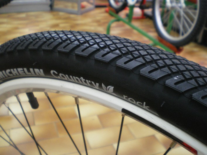 Blog bicicletas Bikemania: Cubierta Michelin Country Rock btt