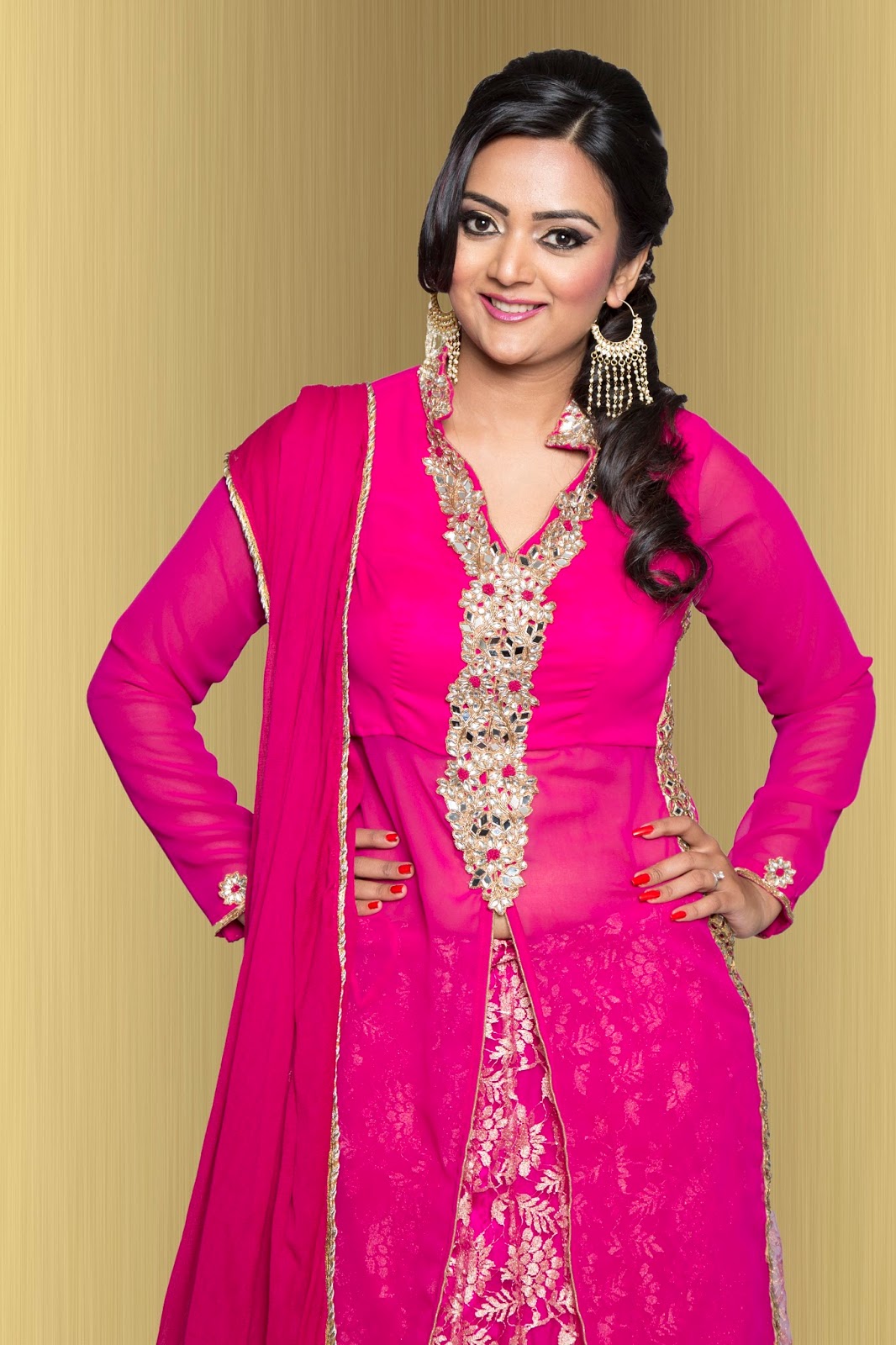 desginer lehenga, hot pink outfit, indian designer wear online, wedding lehengas online, seattle indian outfits store