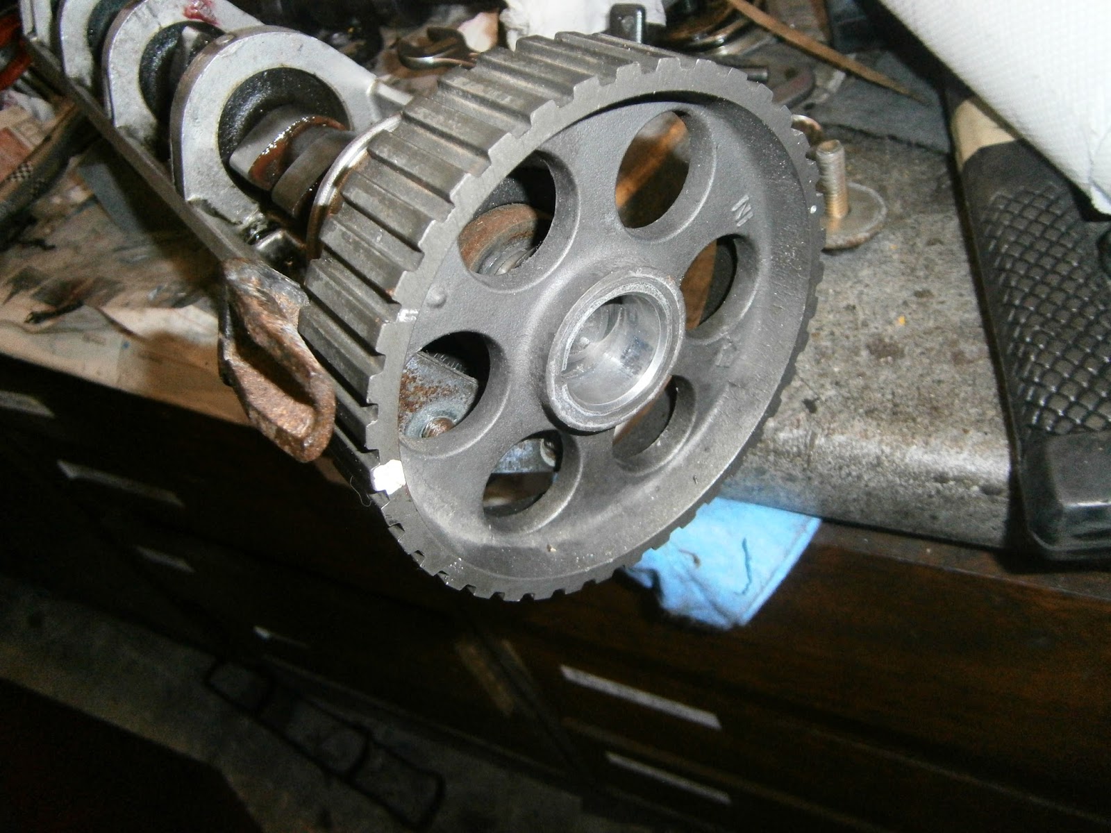Lotus Excel Restoration Camshafts and camcarriers