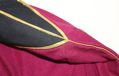 TNG season 1 admiral uniform - seam intersection TNG season 1 admiral uniform - seam intersection