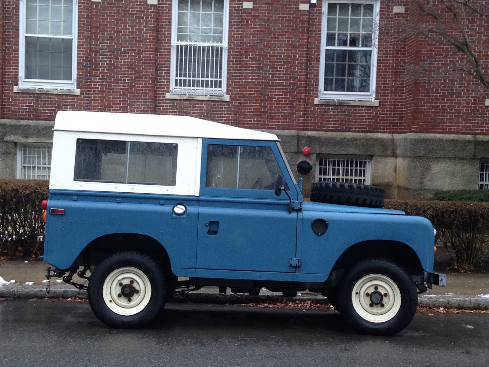 autoliterate The Cambridge Land Rover