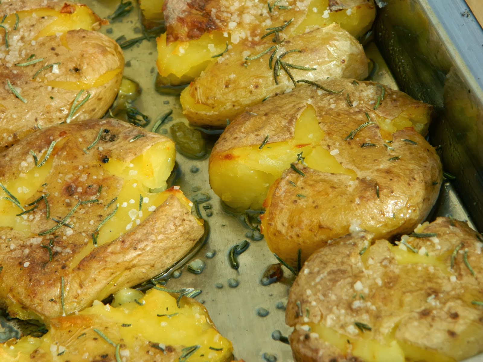 . PATATAS AL HORNO, UNA GUARNICIÓN DIFERENTE