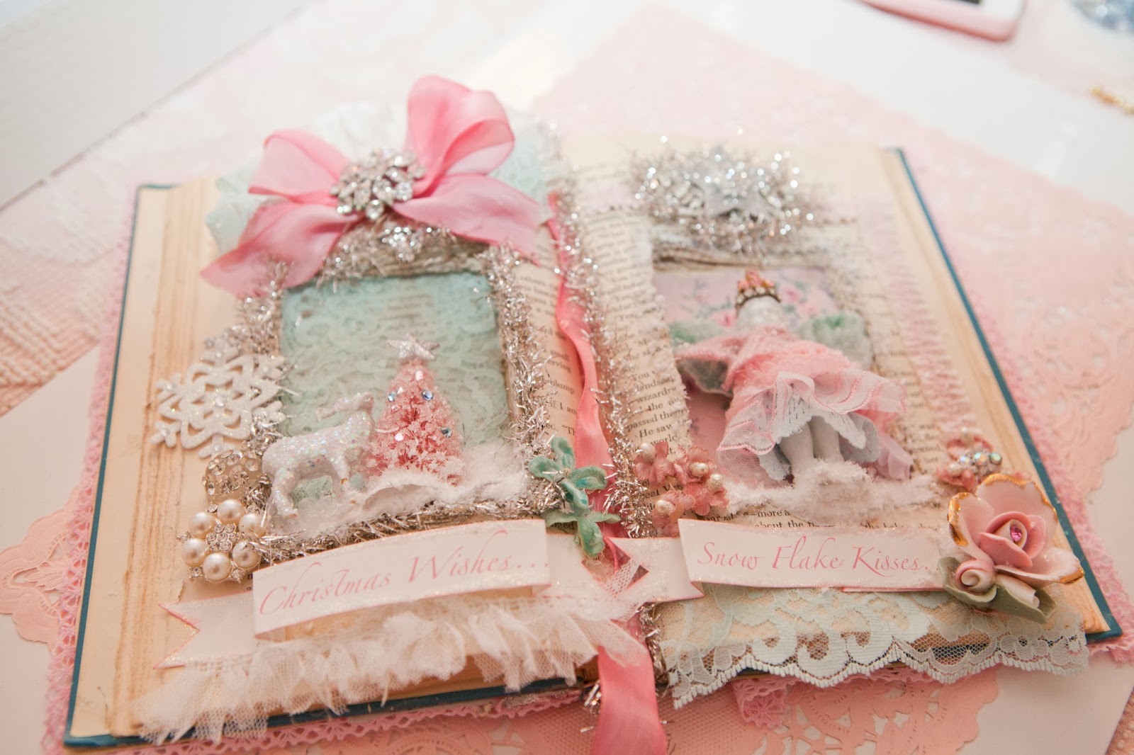 Karen Hillman Deisgns Ancient Queen Designs Roses in The Snow 2013