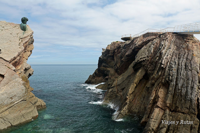 Ruta de Pinos Altos entre Salinas y Arnao, Asturias