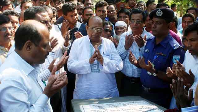 Thakurgaon laid the foundation stone for three roads ঠাকুরগাঁওয়ে ৩টি রাস্তা পাকাকরণ কাজের ভিত্তি প্রস্তর স্থাপন