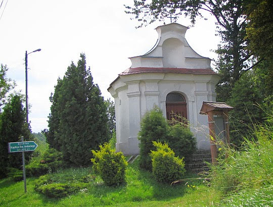Kaplica św. Antoniego w Lipach z połowy XVIII wieku.