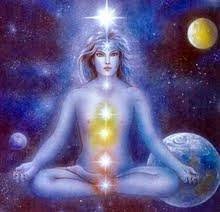 os benefícios da terapia reiki - o poder do ser equilibra os chakras