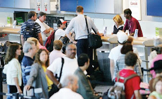 "Cómo evitar que te estafen cuando viajes"