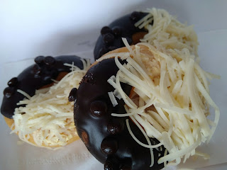 donat coklat keju, donat isi coklat keju, donat topping coklat keju,donat topping donat coklat keju, donat isi coklat keju, donat topping coklat keju,donat topping