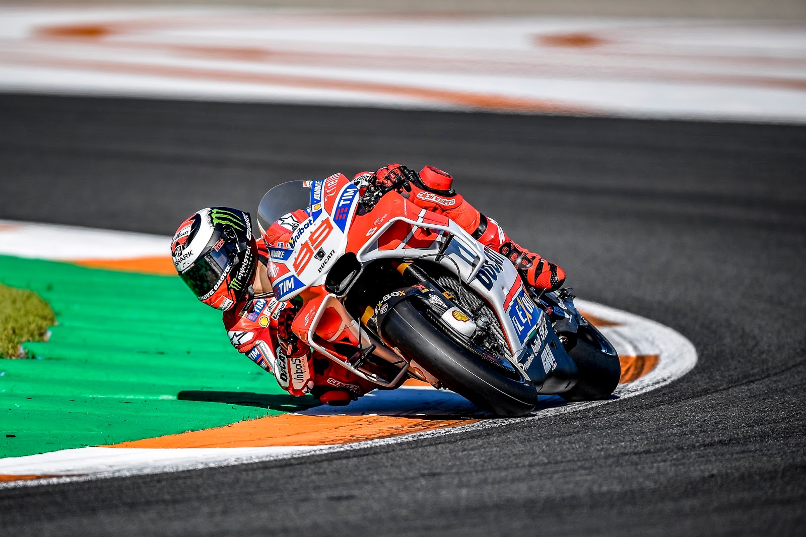 2018 MOTOGP 18