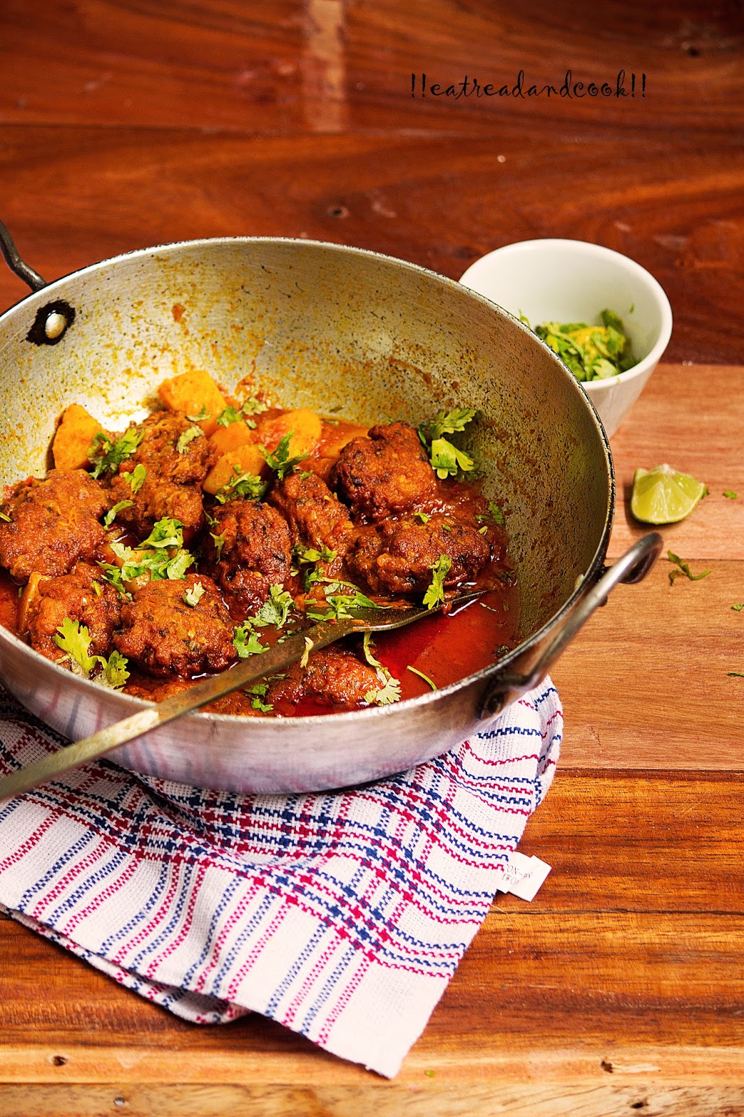Bengali Fish Egg Curry / Macher Dimer Borar Jhal