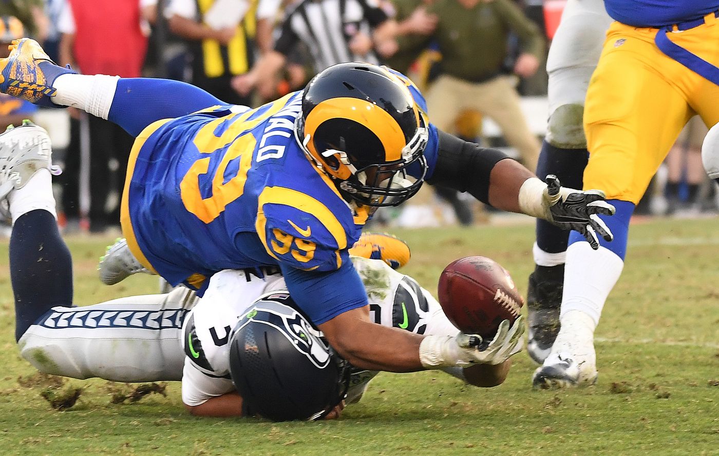 VIDEO Aaron Donald Puts on Helmet and Tries to Fight Justin Britt