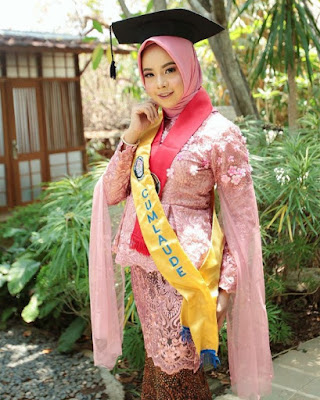 model hijab wisuda terbaru 2019 model hijab wisuda terbaru 2019