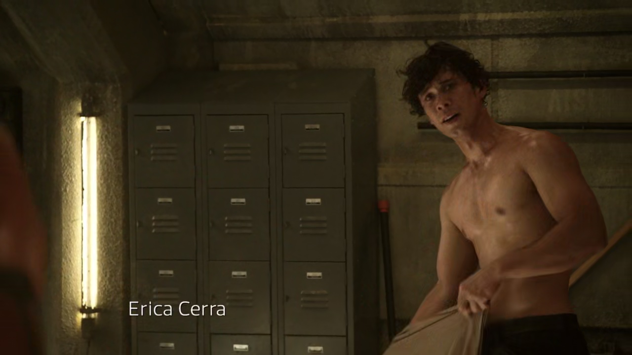 Bob Morley and Rickey Whittle shirtless in The 100 3-01 "Wanheda: Part...