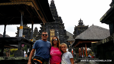ENTREVISTA VIAJERA 21 EL MUNDO CON ELLA ENTREVISTA VIAJERA 21 EL MUNDO CON ELLA