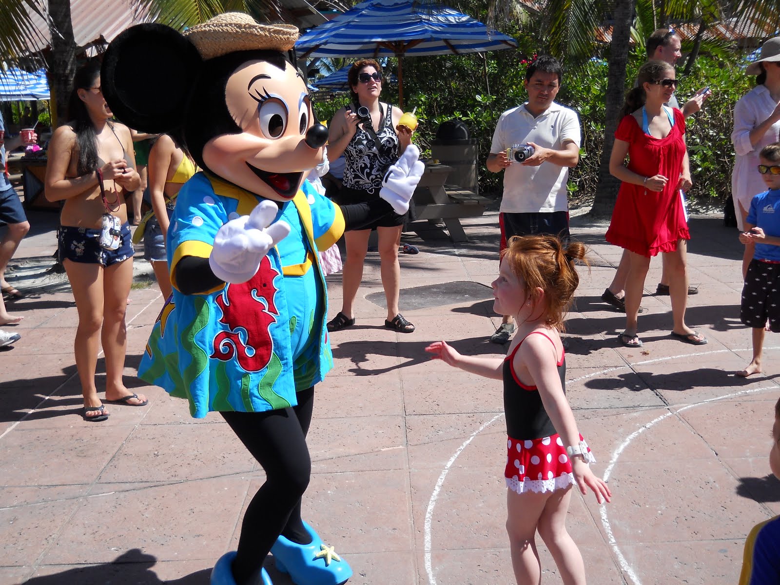 Kaleigh Makes Friends with Mickey Mouse: Minnie Mouse on the Island of
